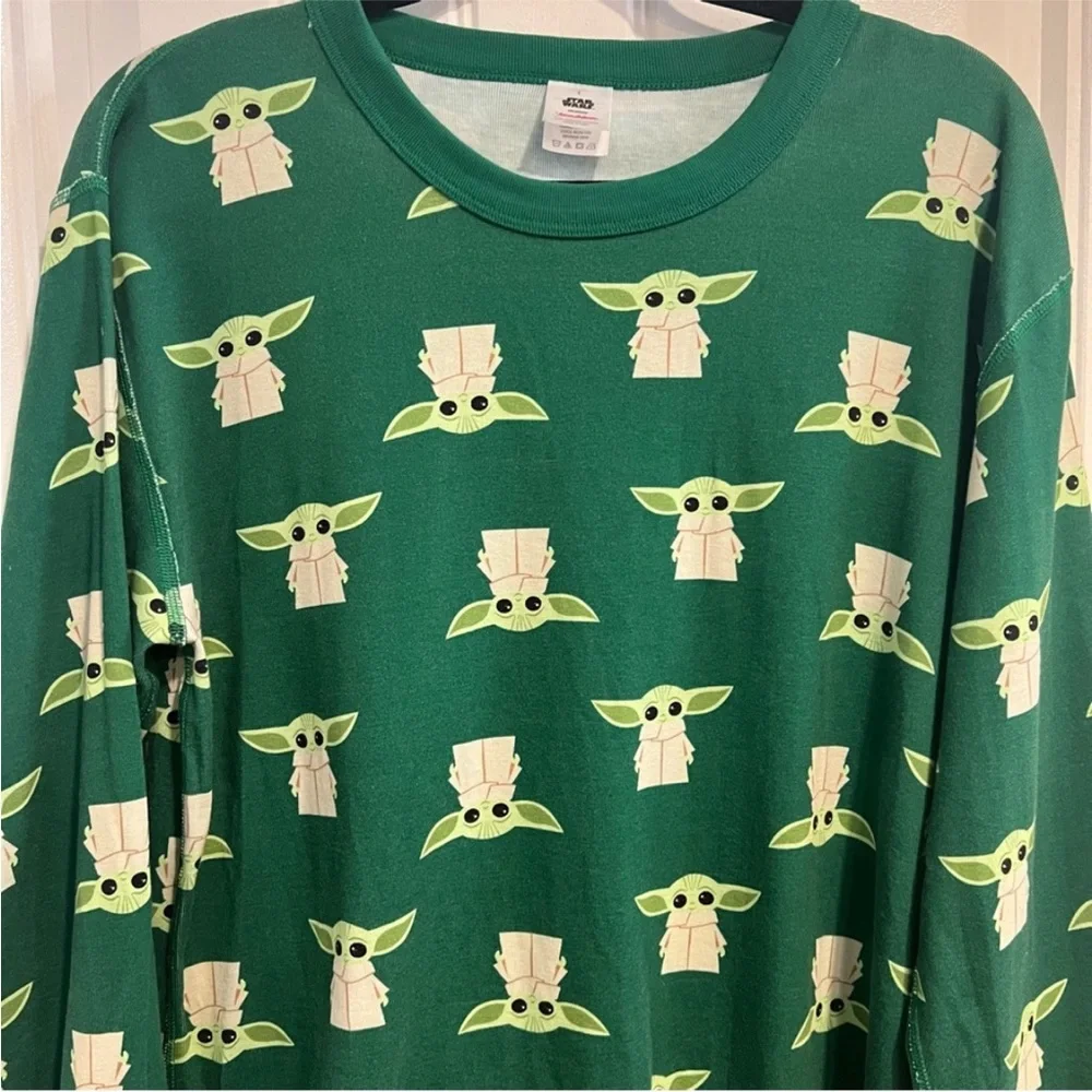 Hanna Andersson Adult Star Wars Yoda Print Organic Cotton Pajama Set. Size L/XL.